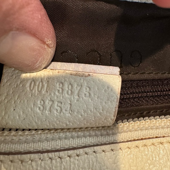 Authentic Gucci hobo bag with chained strap - Picture 13 of 14